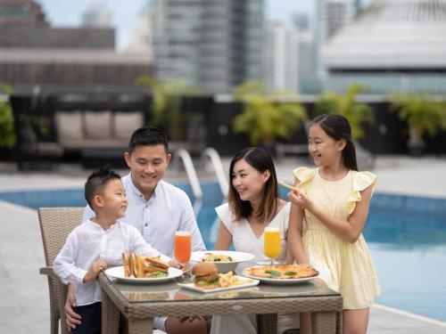 voco orchard singapore by ihg