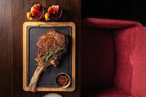 voco orchard singapore by ihg