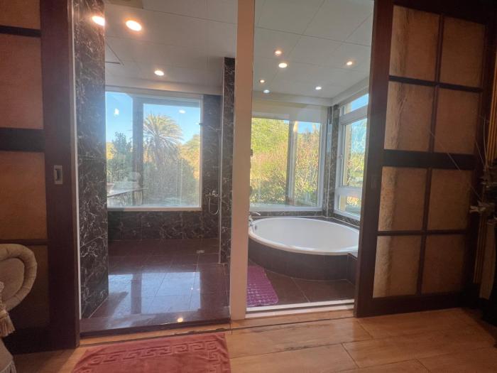 ming jun holiday inn