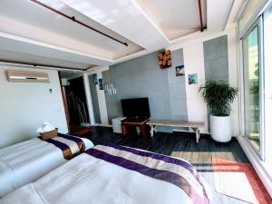 ming jun holiday inn