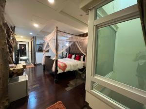 ming jun holiday inn