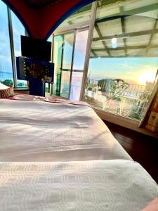 ming jun holiday inn