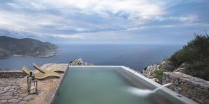 Tainaron Blue Retreat,East Mani>>Areopoli,4 star