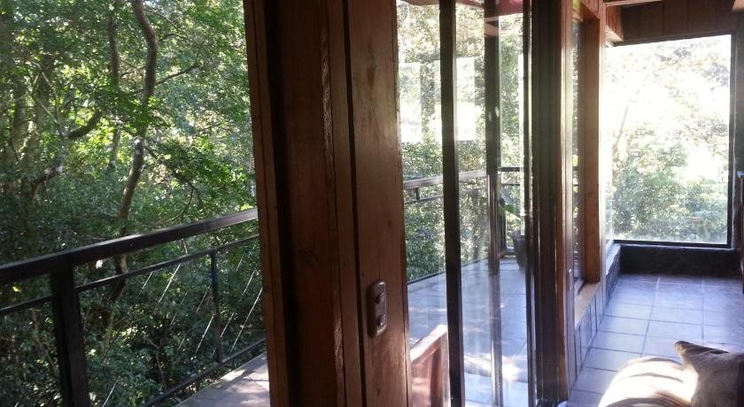 manakin lodge monteverde