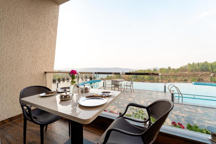 ritz valley resort