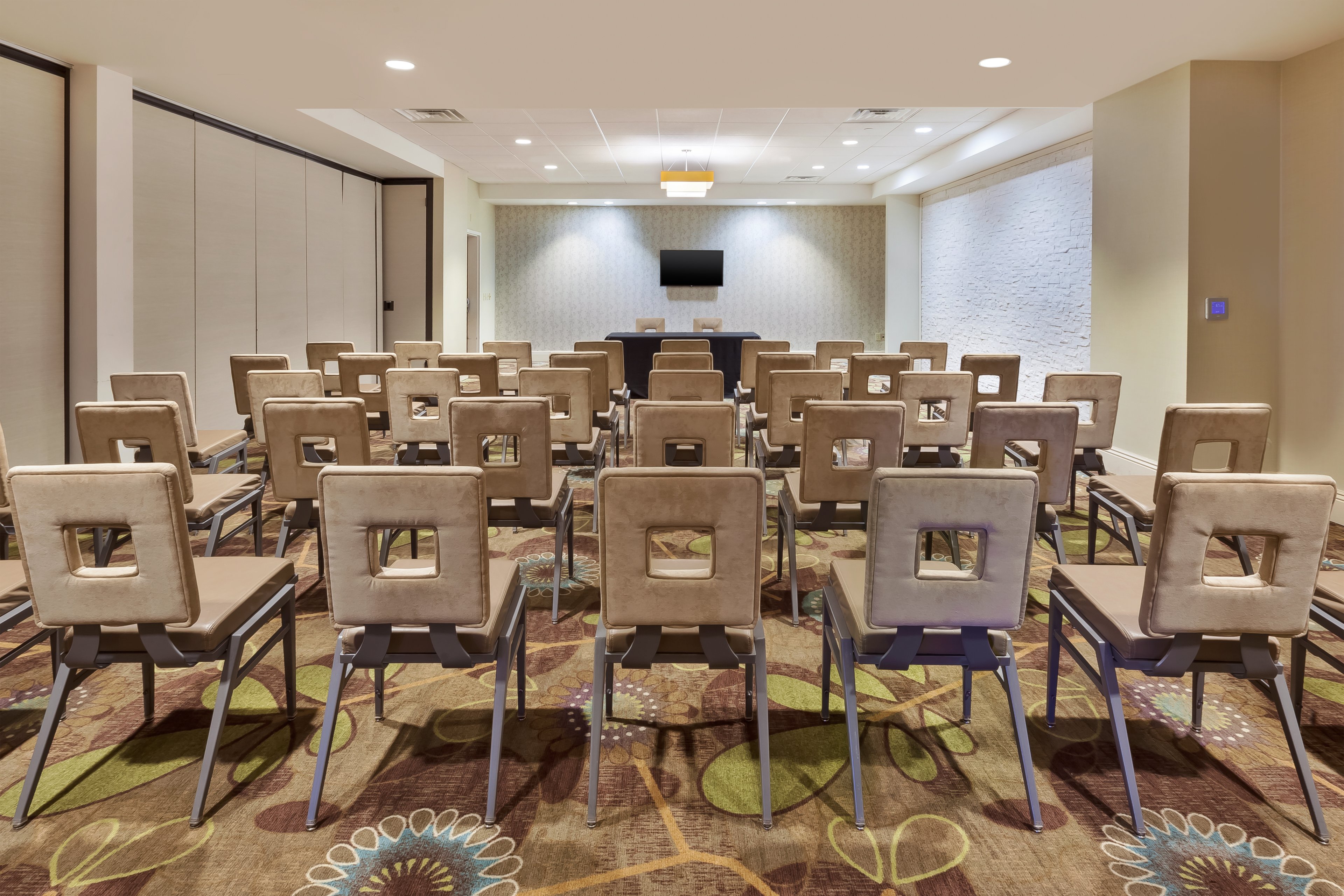 holiday inn morgantown university area by ihg