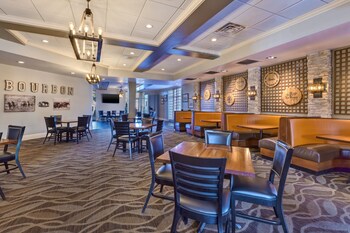 Holiday Inn Morgantown - University Area By Ihg,North Hills>>Morgantown,3 star