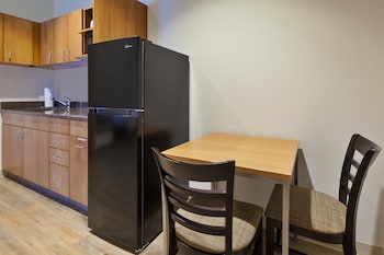 Holiday Inn Morgantown - University Area By Ihg,North Hills>>Morgantown,3 star