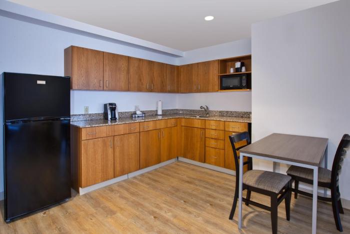 holiday inn morgantown university area by ihg