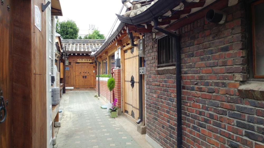 so hyeon dang hanok guesthouse