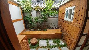 so hyeon dang hanok guesthouse