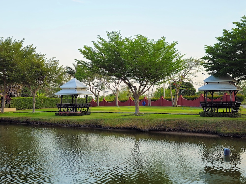baan me suk spa and resort hua hin
