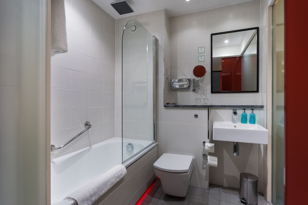 holiday inn sittingbourne by ihg