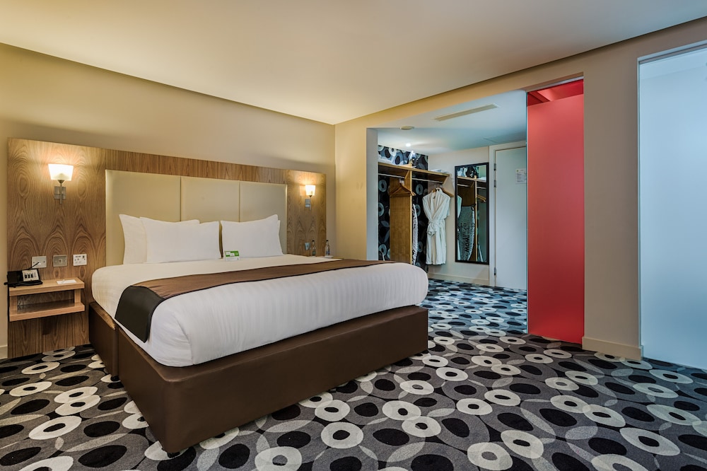 holiday inn sittingbourne by ihg