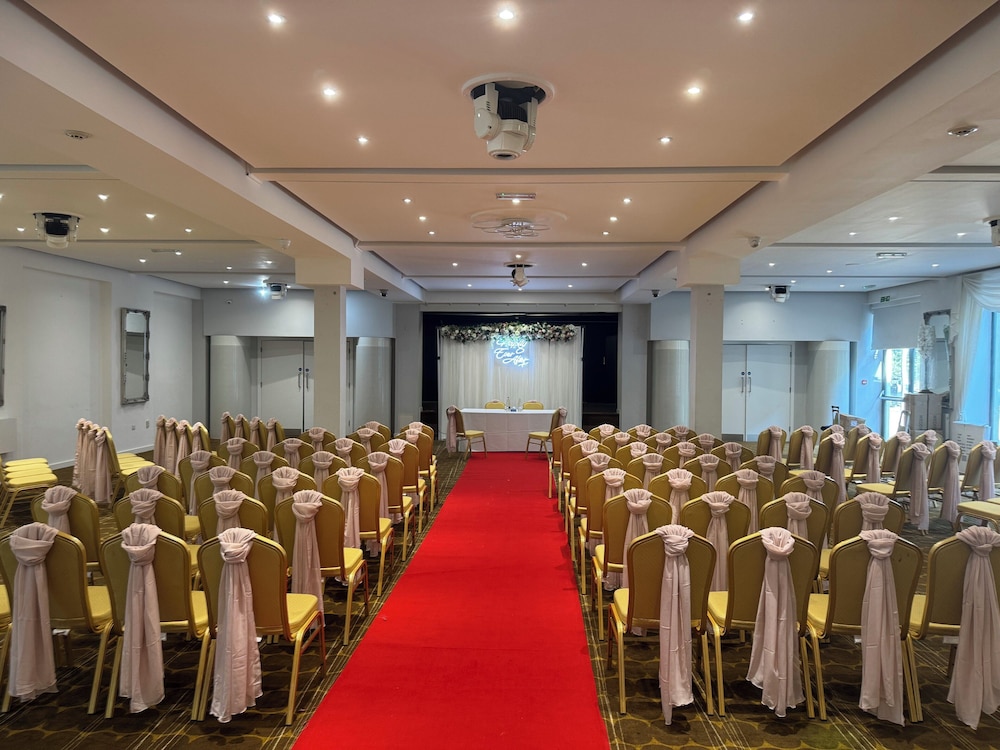 holiday inn sittingbourne by ihg