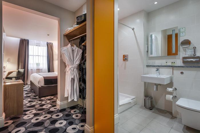 holiday inn sittingbourne by ihg