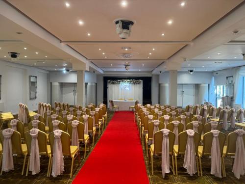 holiday inn sittingbourne by ihg