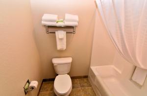 cobblestone inn and suites newton