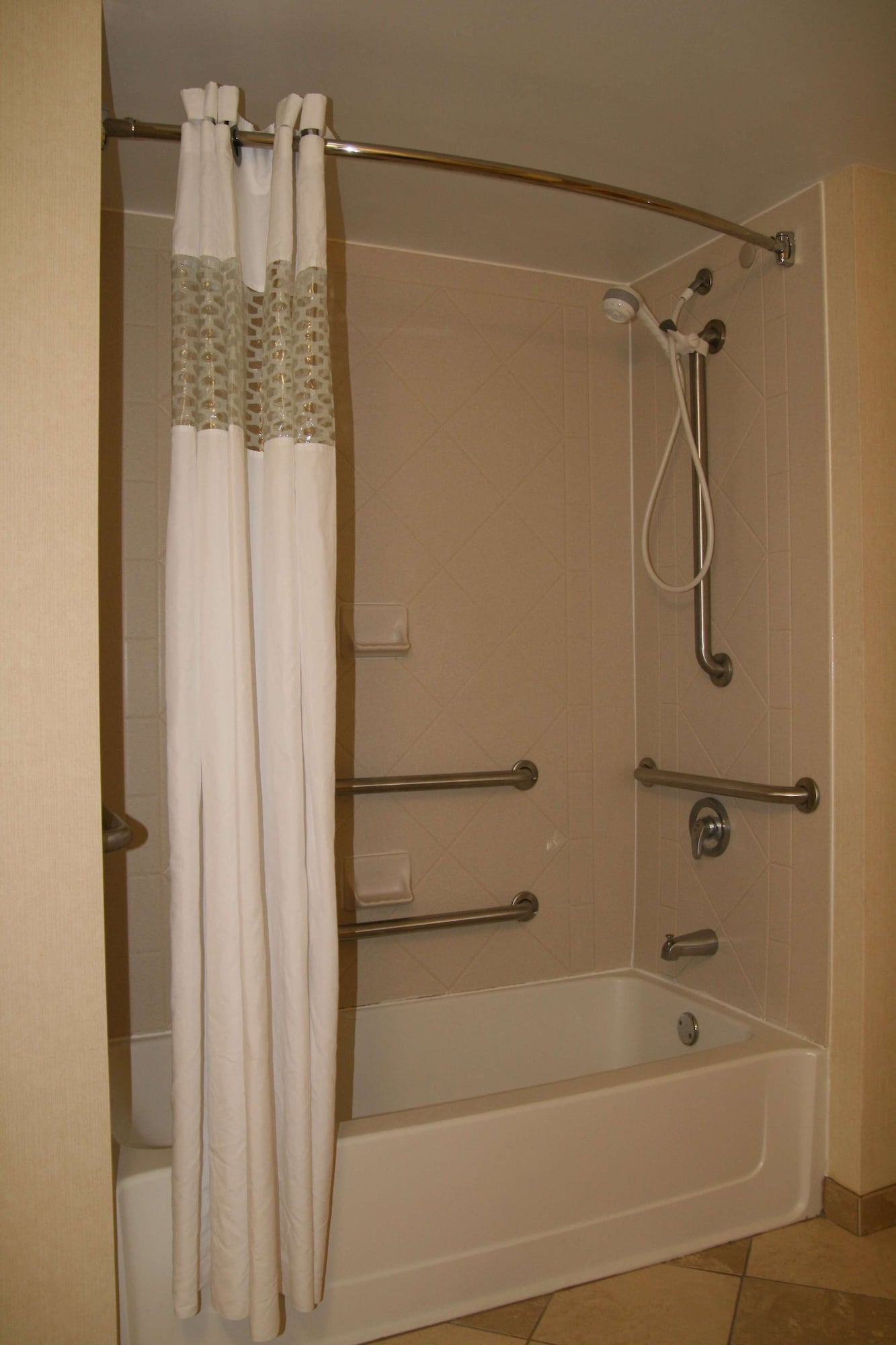 hampton inn and suites nashville smyrna