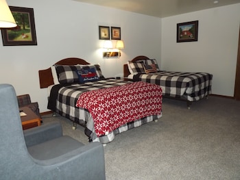 crest country inn