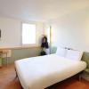 ibis budget cherbourg la glacerie