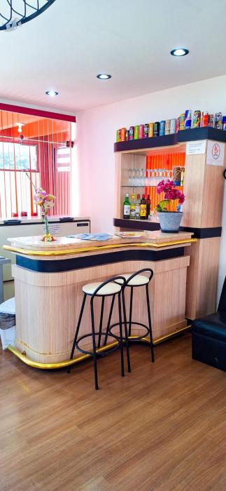 sixs hotel
