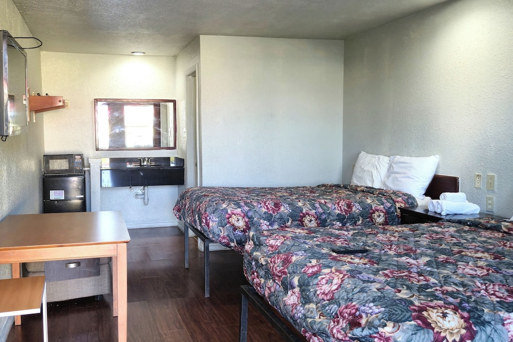 deluxe inn motel by oyo grand prairie interstate 30