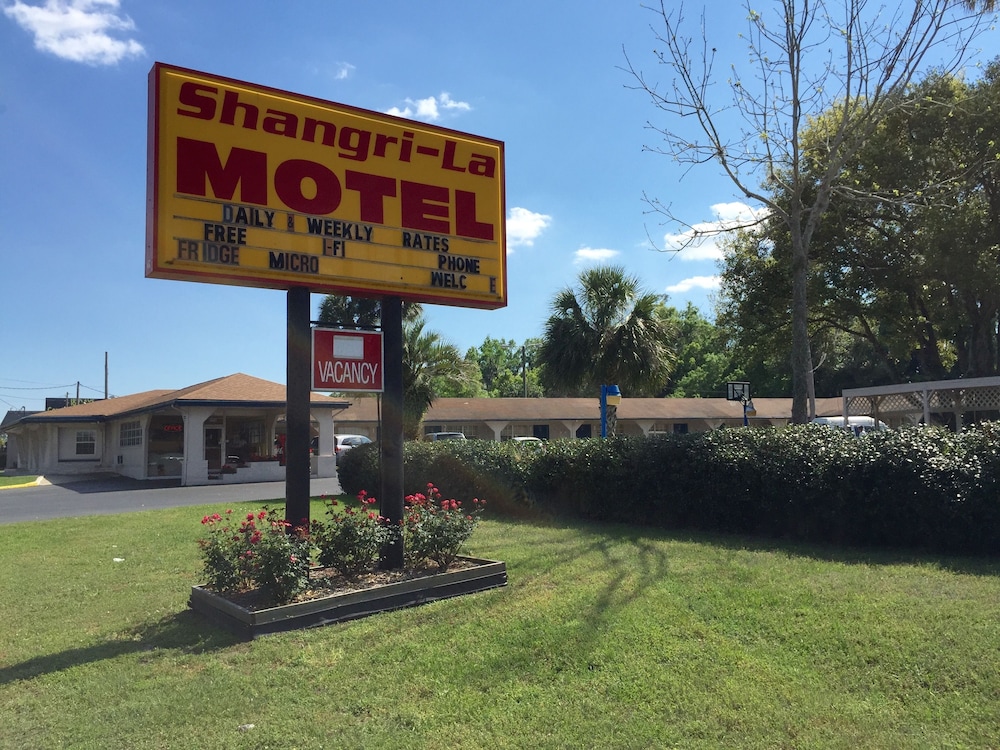 shangri la motel