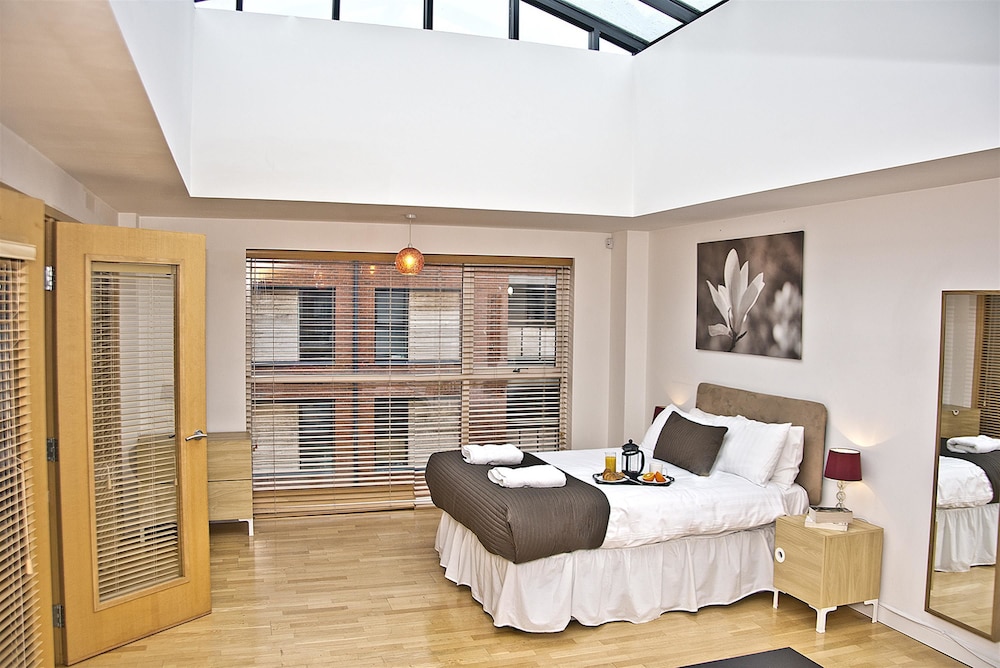 base serviced apartments duke street