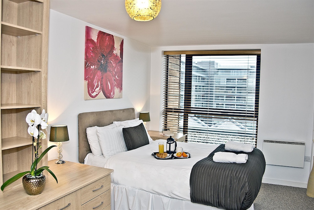 base serviced apartments duke street