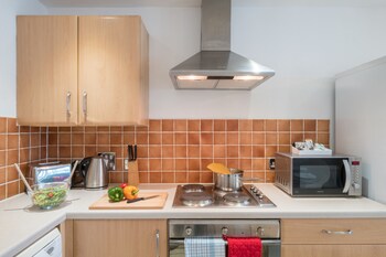 Base Serviced Apartments - Duke Street,Liverpool City Centre>>Liverpool,4 star
