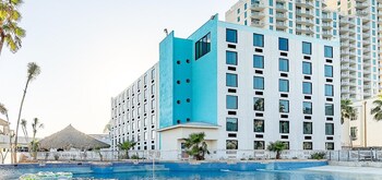 beach resort at south padre island an ihg hotel