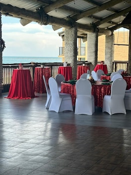 beach resort at south padre island an ihg hotel