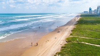 beach resort at south padre island an ihg hotel
