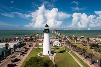 beach resort at south padre island an ihg hotel