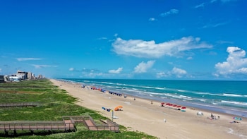 beach resort at south padre island an ihg hotel