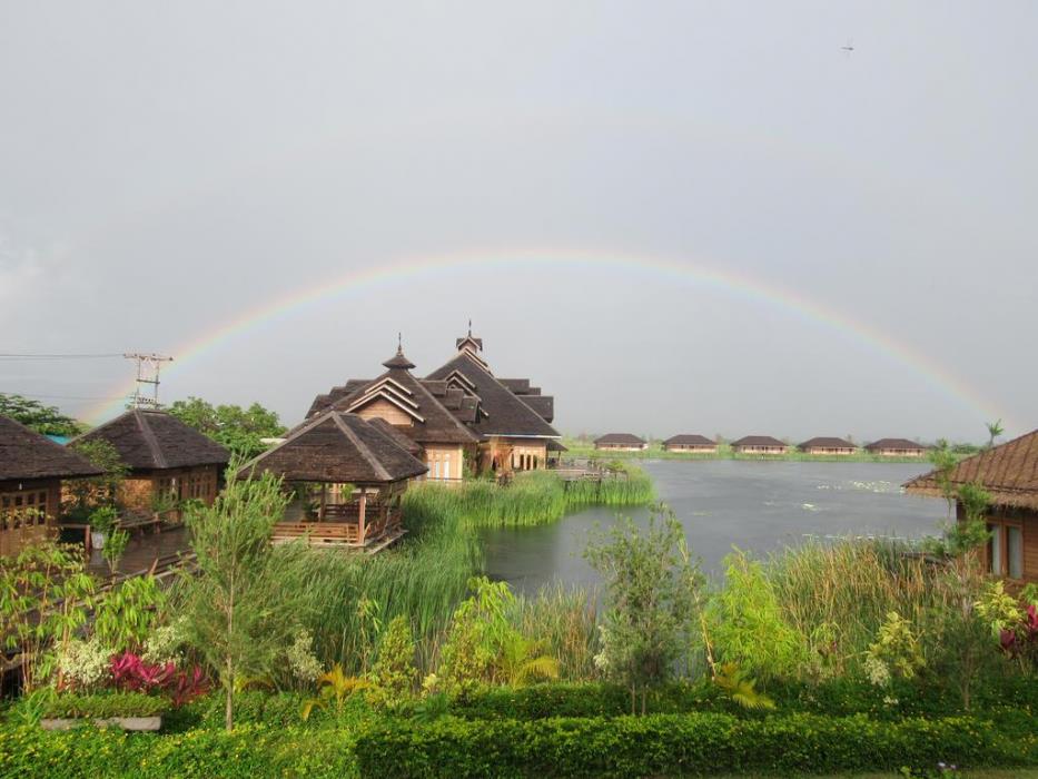 Royal Nadi Resort,Near Buddha Museum,4 star