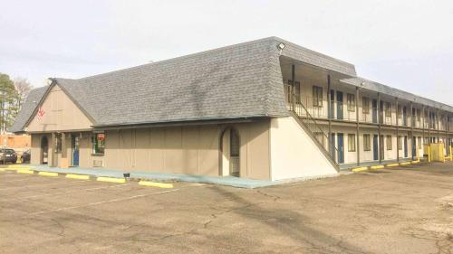 Motel 6 Newport News, Va - Fort Eustis,,2 star