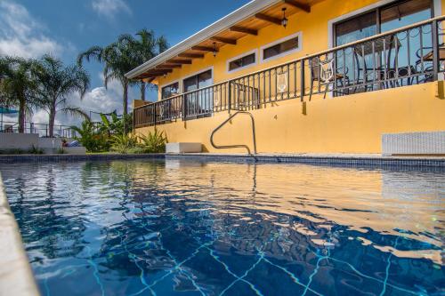 hotel barons resort
