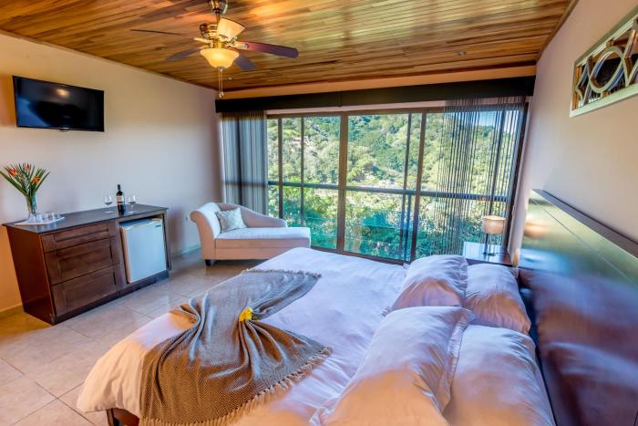 hotel barons resort