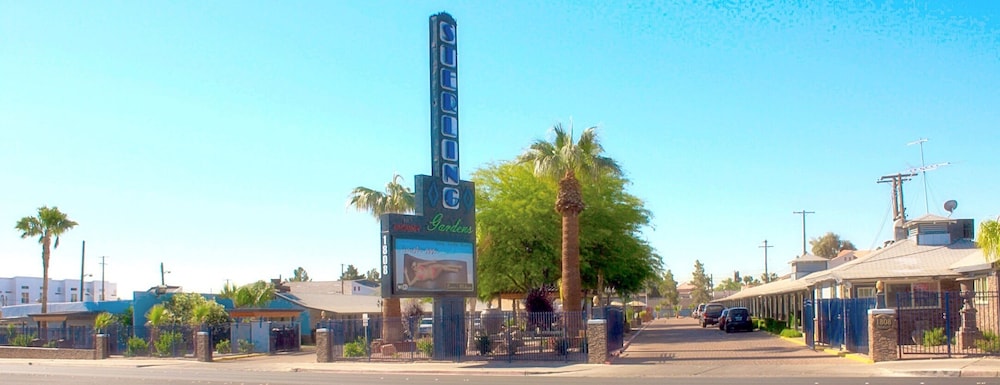 sterling gardens hotel