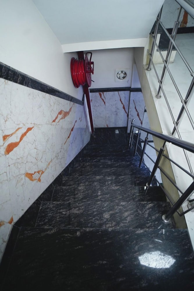 hotel delhi darshan dx by rsl hospitality