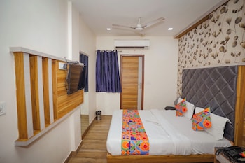 hotel delhi darshan dx by rsl hospitality