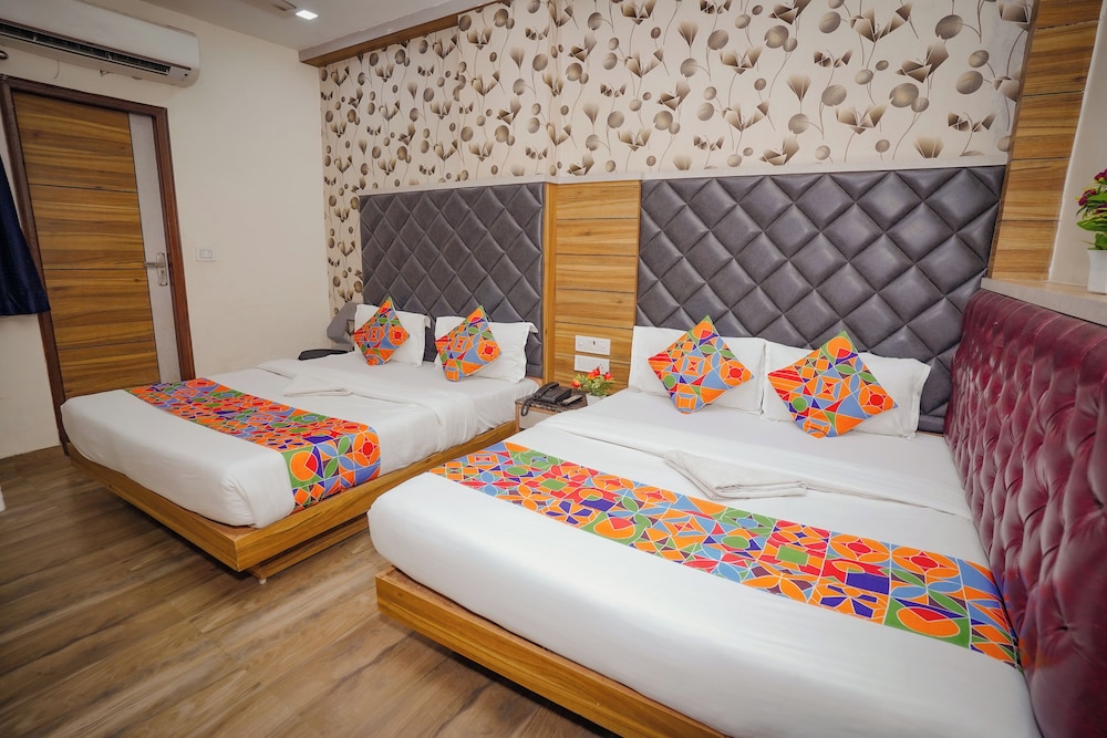 hotel delhi darshan dx by rsl hospitality