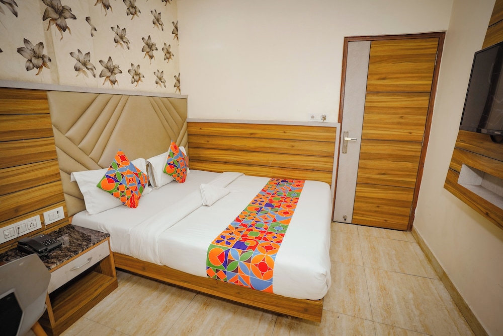 hotel delhi darshan dx by rsl hospitality