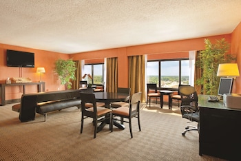 doubletree by hilton springfield