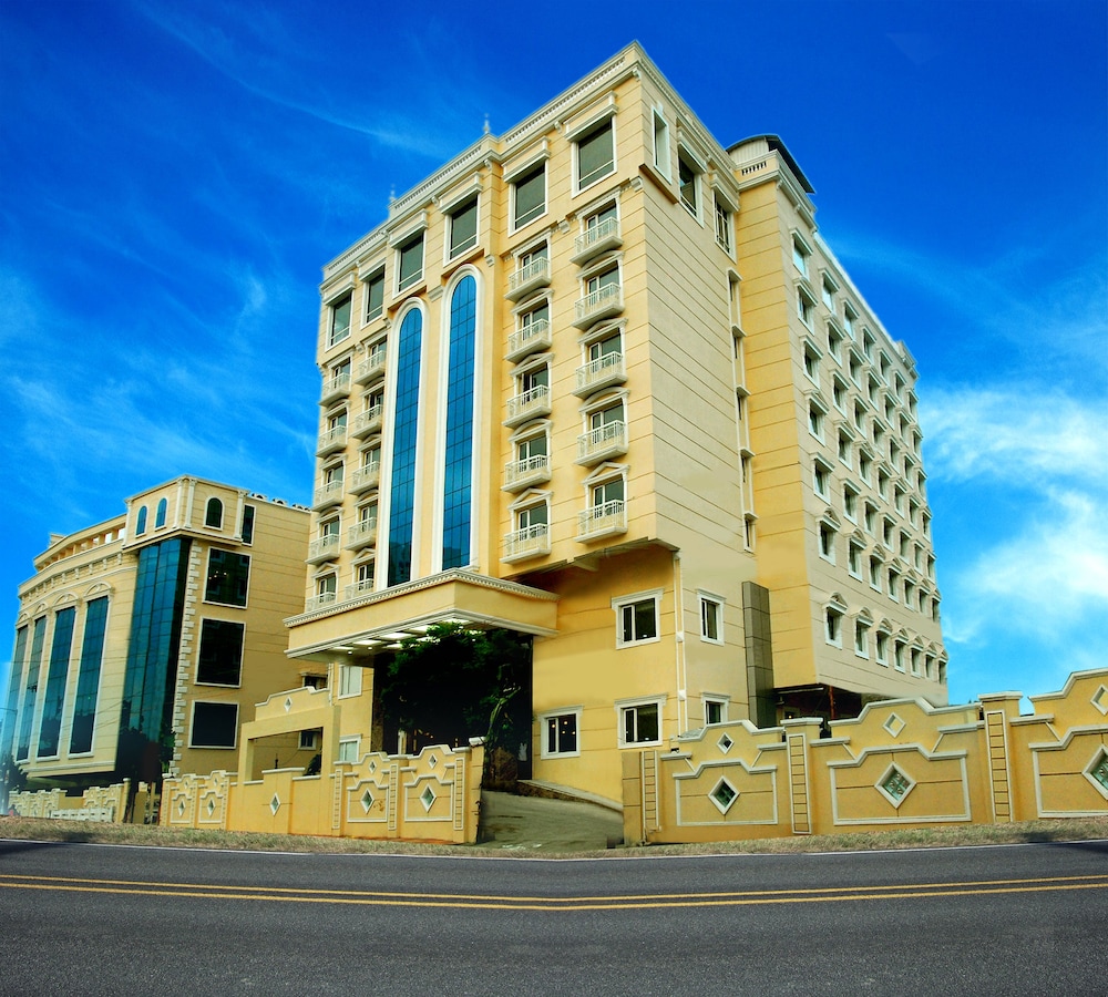shenbaga hotel and convention centre