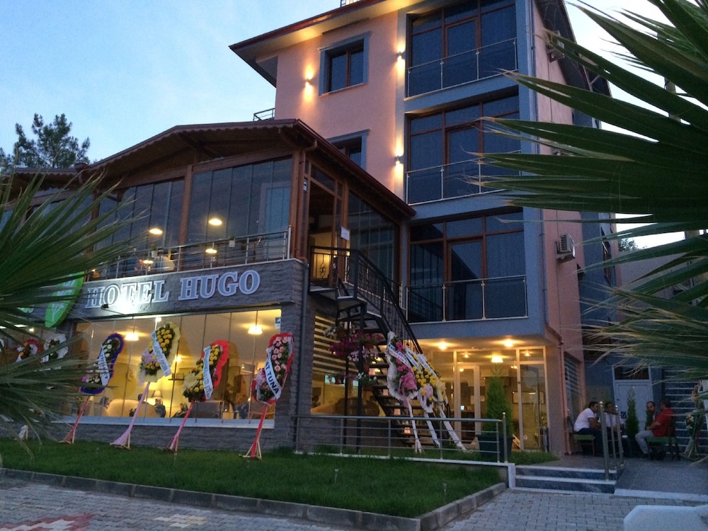 hotel hugo