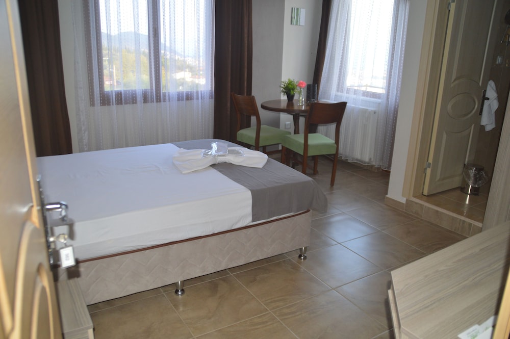 hotel hugo