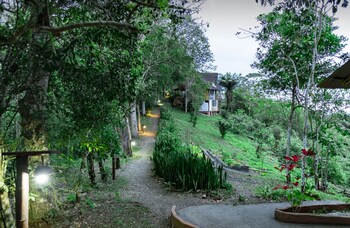 samai lodge holistic living